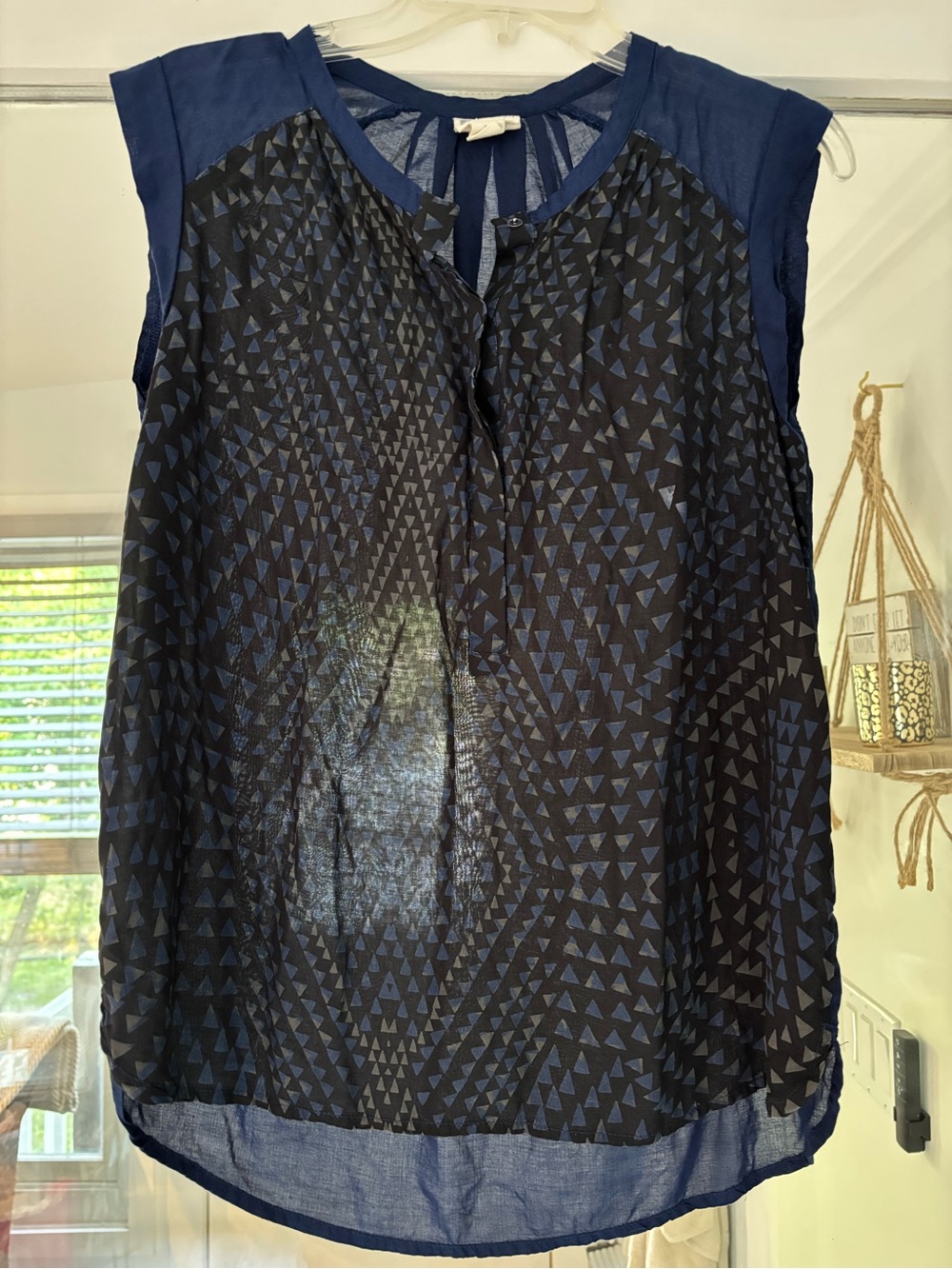 Converse Navy Blue and Black Sleeveless Patterned Camisole‎